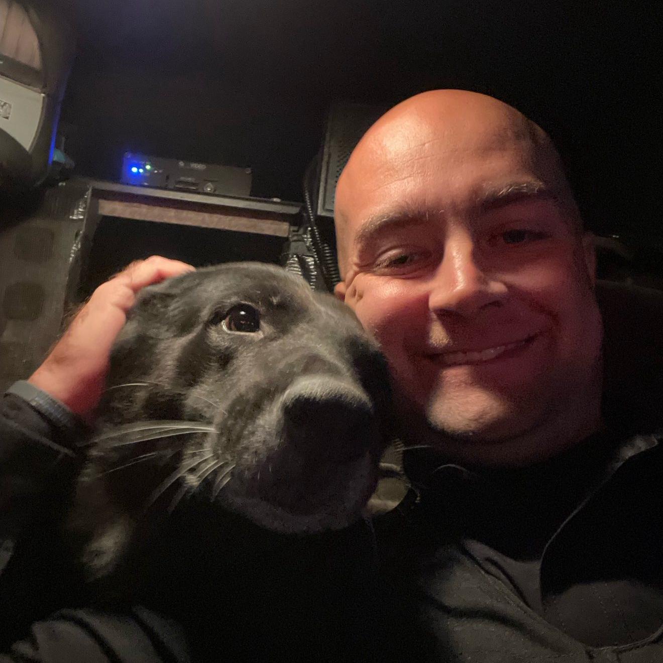 k9 axel