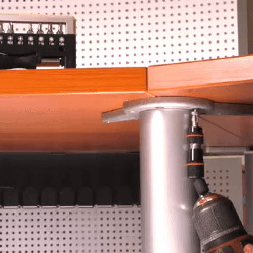 Pivoting Bit Tip Mount
