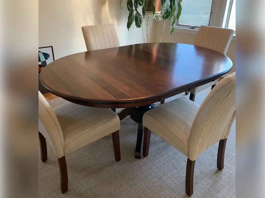 Maple Wood, Extendable Round Dining Table
