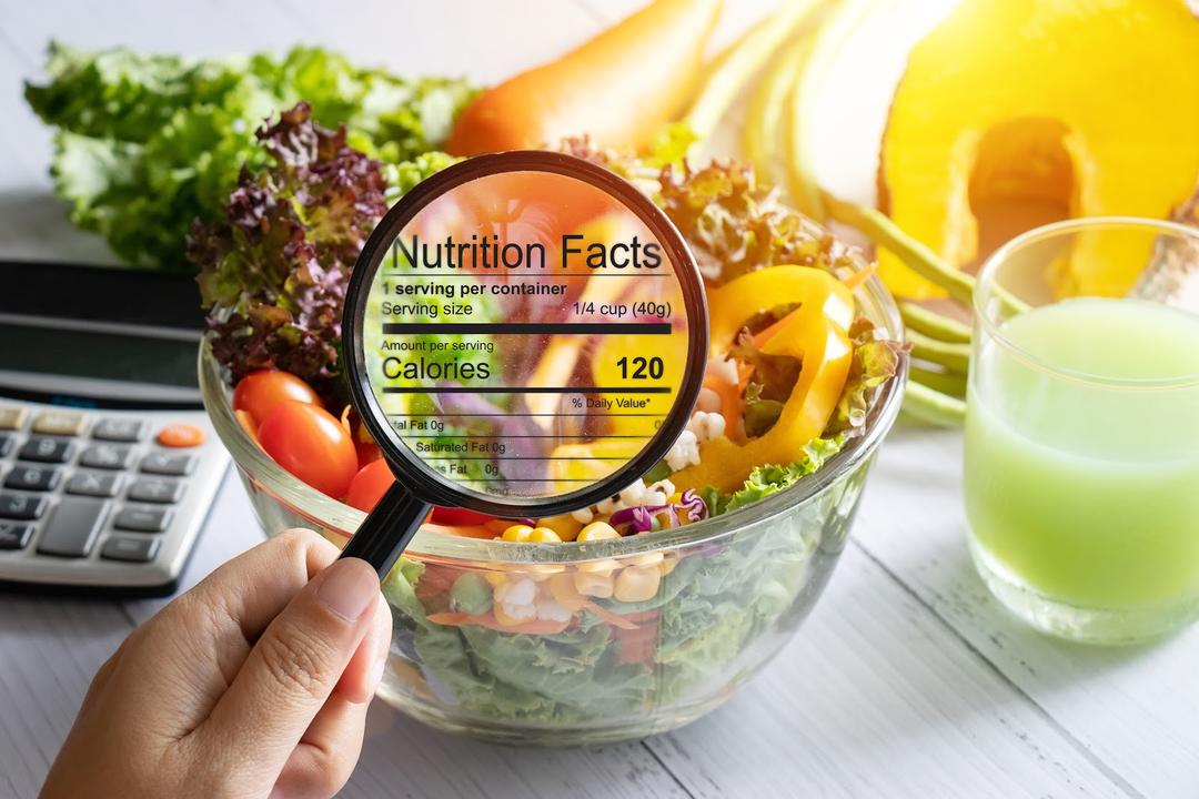 nutrition facts salad and vegetable nutrients