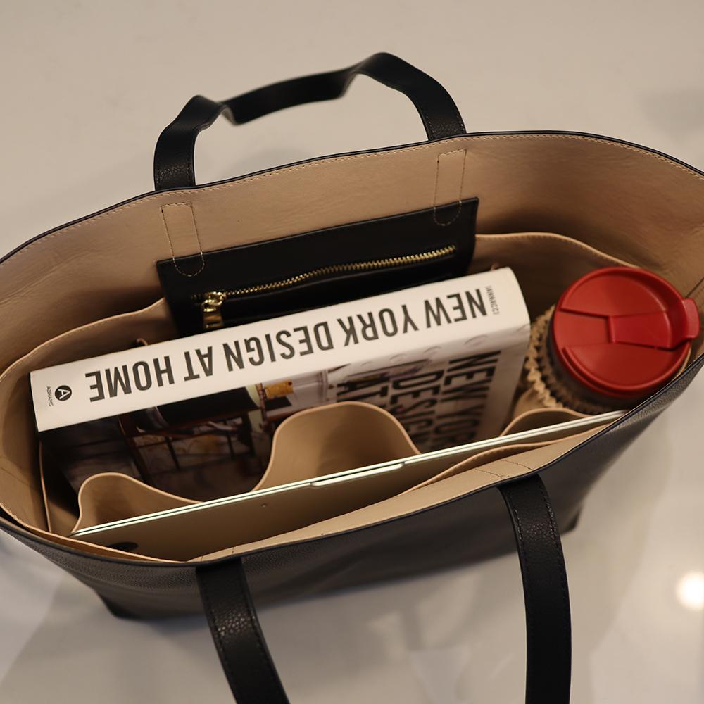 Bag with essentials Venice Tote