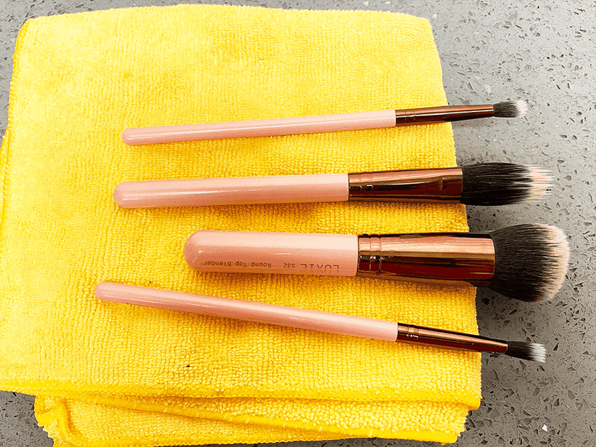 How to clean your makeup brushes LuxieBeauty