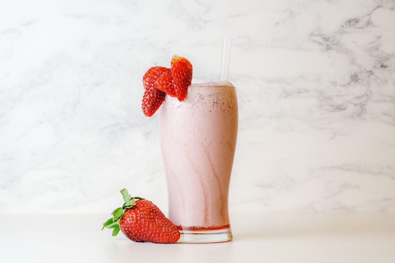 The Chocolate-Covered Strawberry Shake is Pain-Free Reset-Approved.