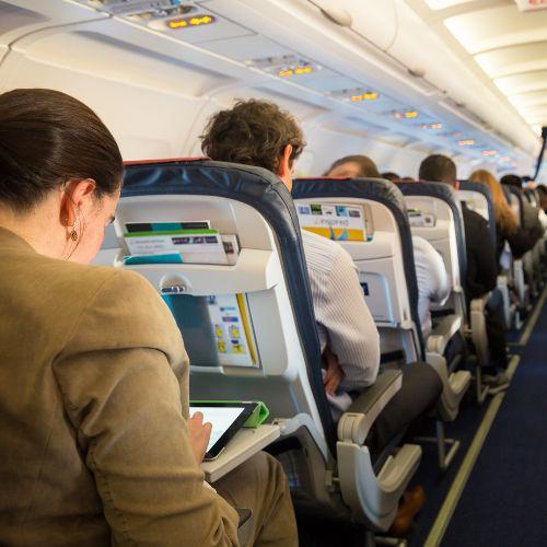 How to Achieve 'Pocket Organization' When Traveling Light
