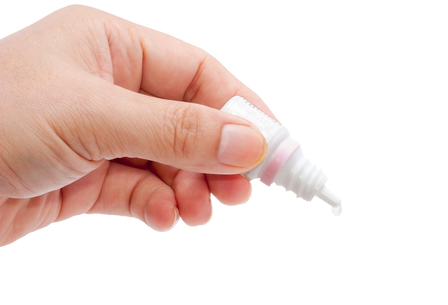 Flutter Without Irritation Guide to Best Mascaras For Sensitive Eyes.