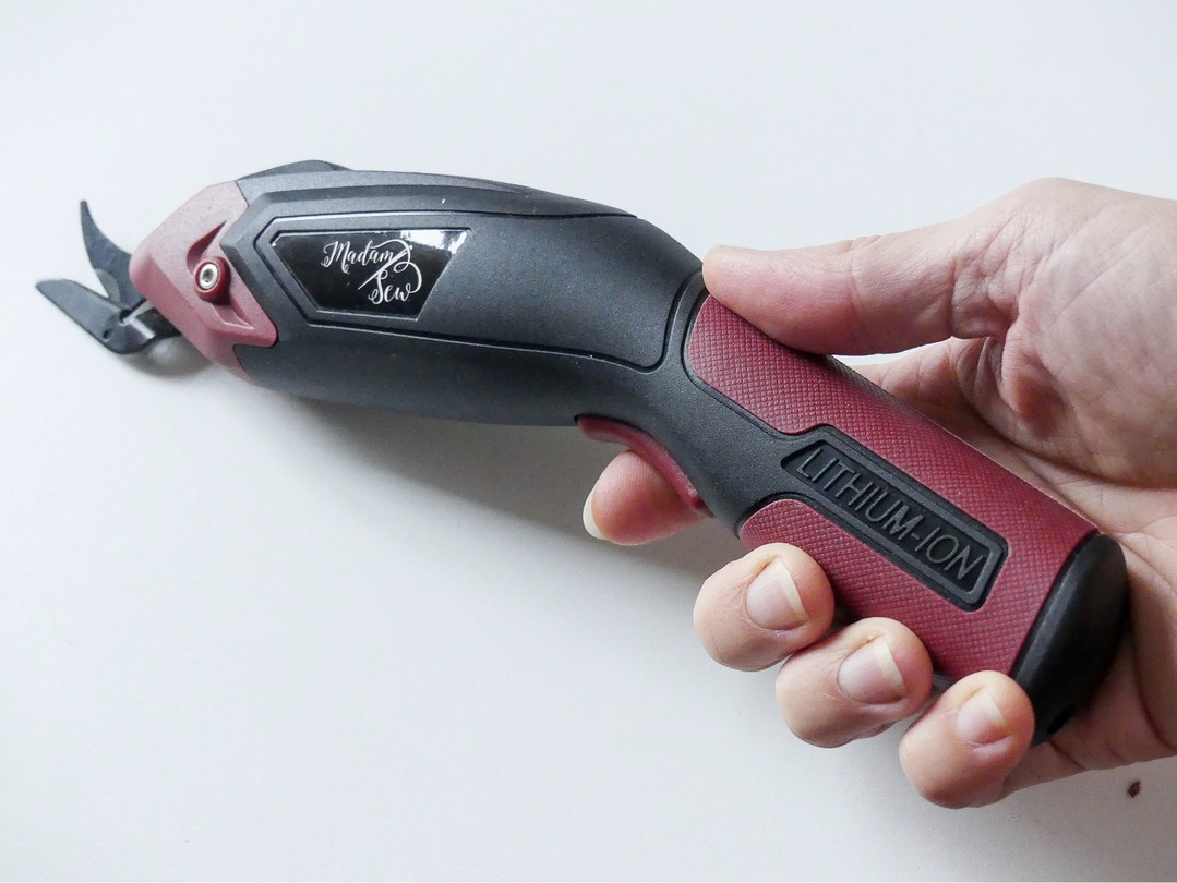 Electric Scissors Cloth Cutting Machine Cordless Lithium Charging