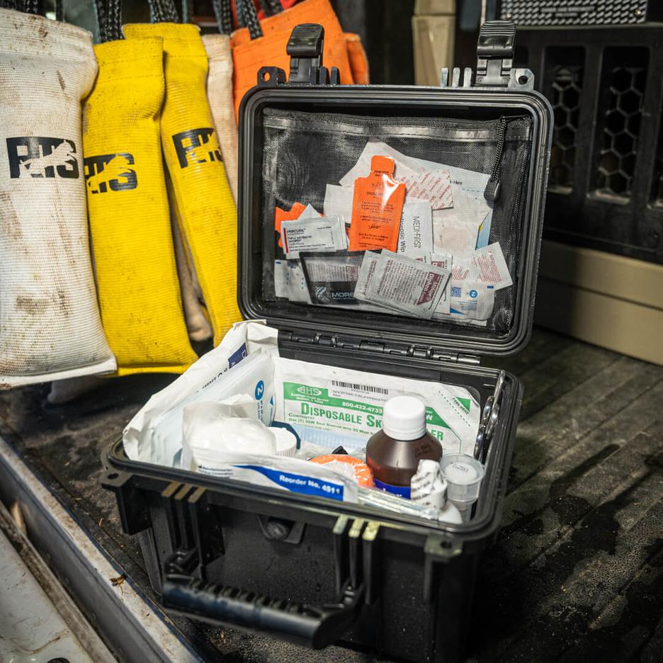 ADVANCED Retriever First Aid Kit