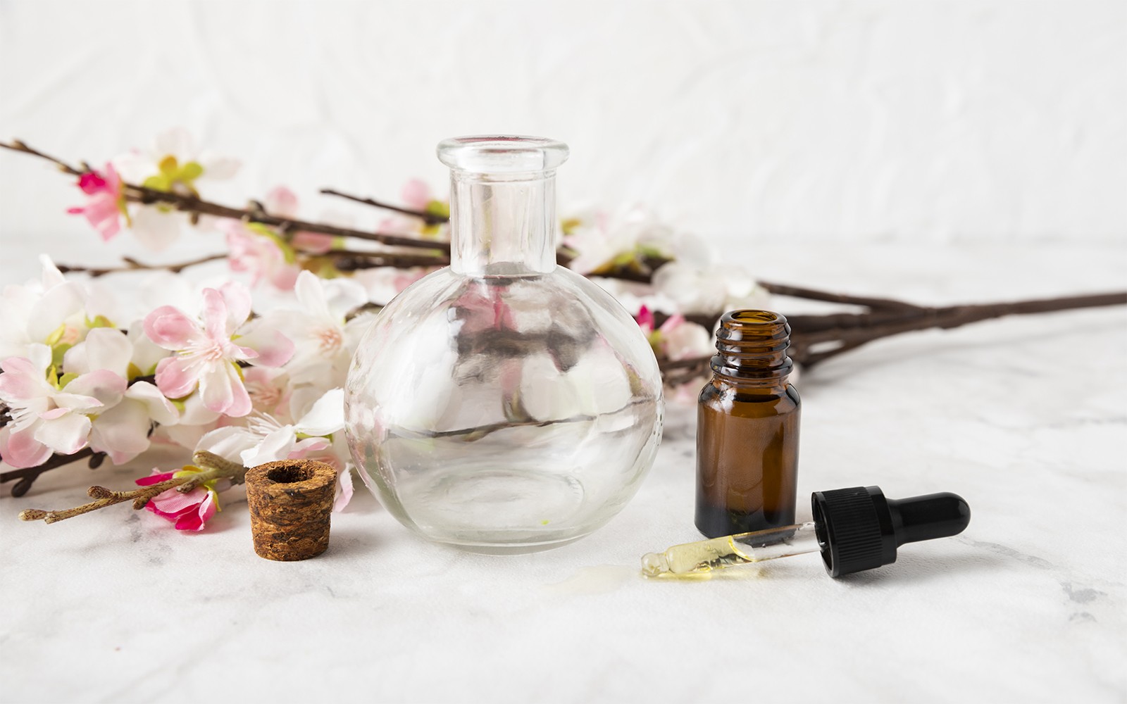 Fragrance Oils for Perfumes