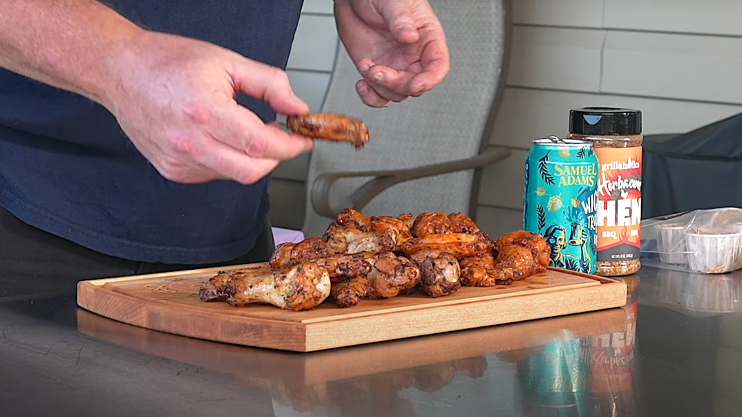 Rotisserie Wings on the Slow ’N Sear Kettle! Napoleon Basket!