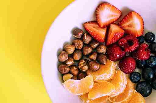 healthy snacks nuts fruits strawberries raspberries