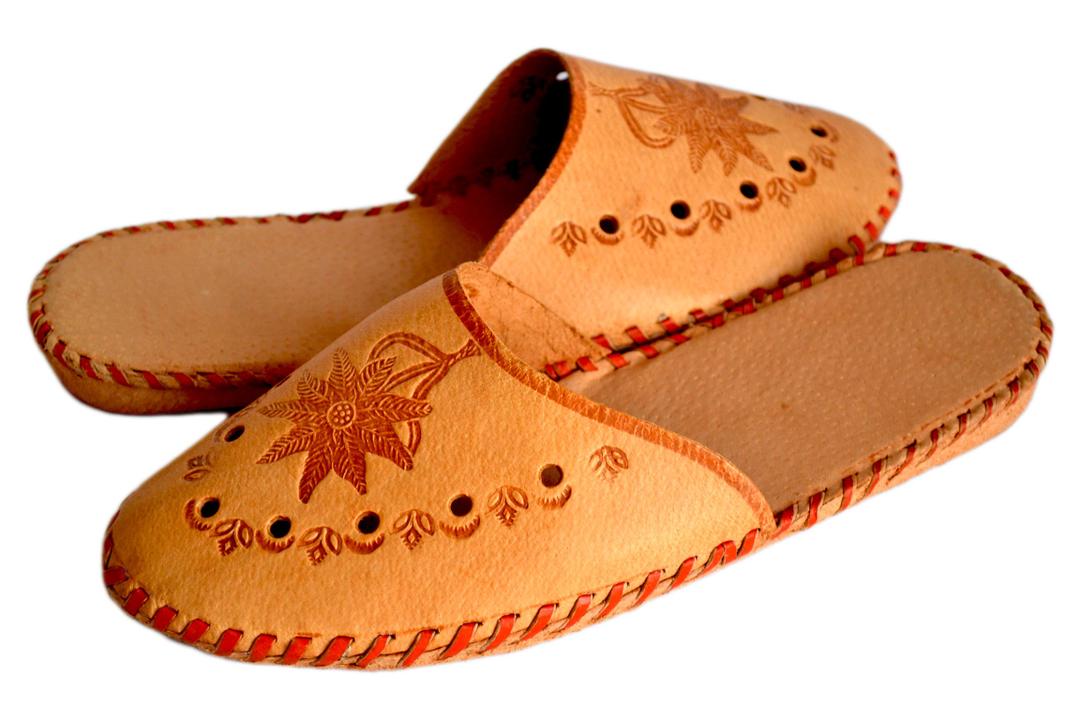 Sara - Traditional leather slippers - Reindeer leather