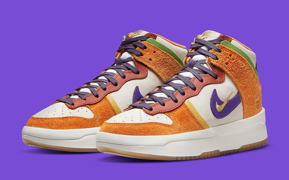 This Custom What The Nike Dunk Takes Inspiration From The City Of New  York •