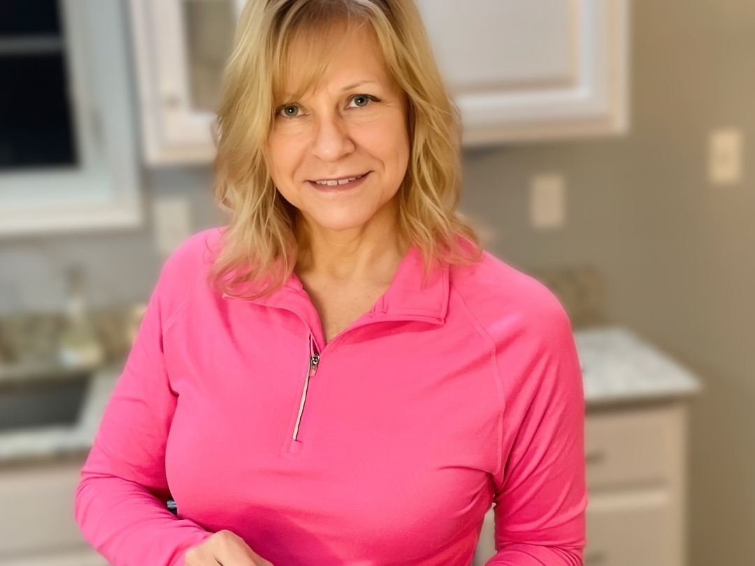 ✅ alt="Background for customer testimonials on Next Form supplements"