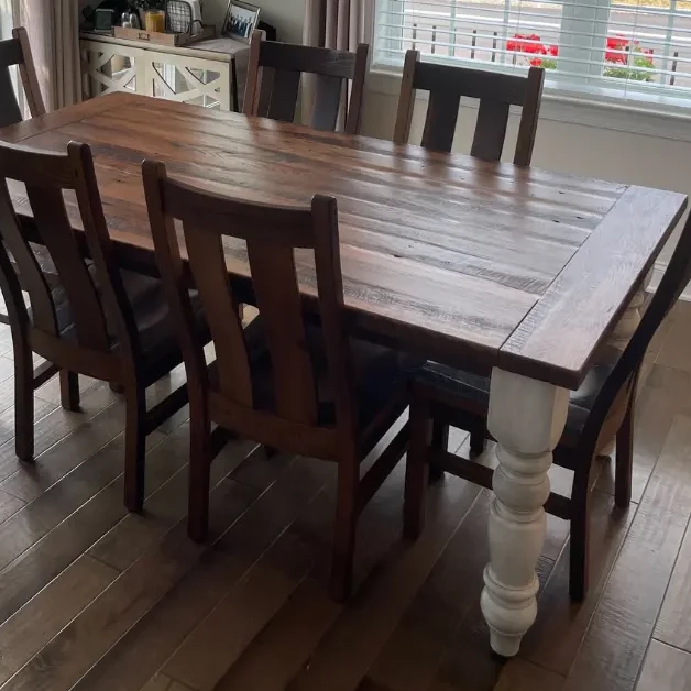 Farmhouse Dining Table with Turned Legs (Walden)