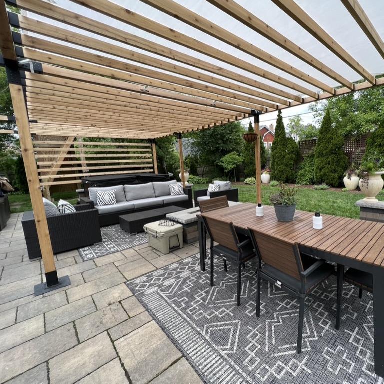 Pergola over pavers using the toja grid system