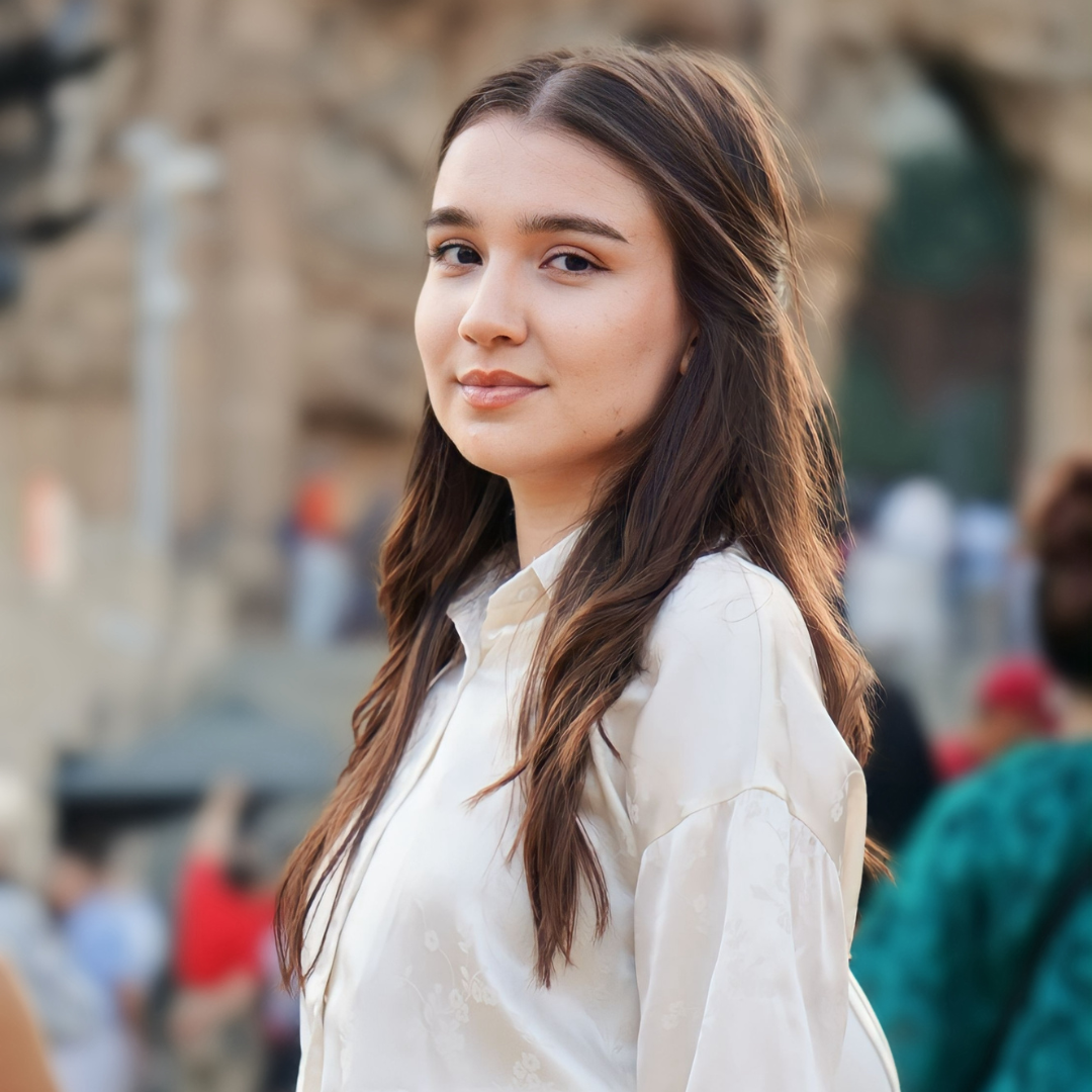 Ana L