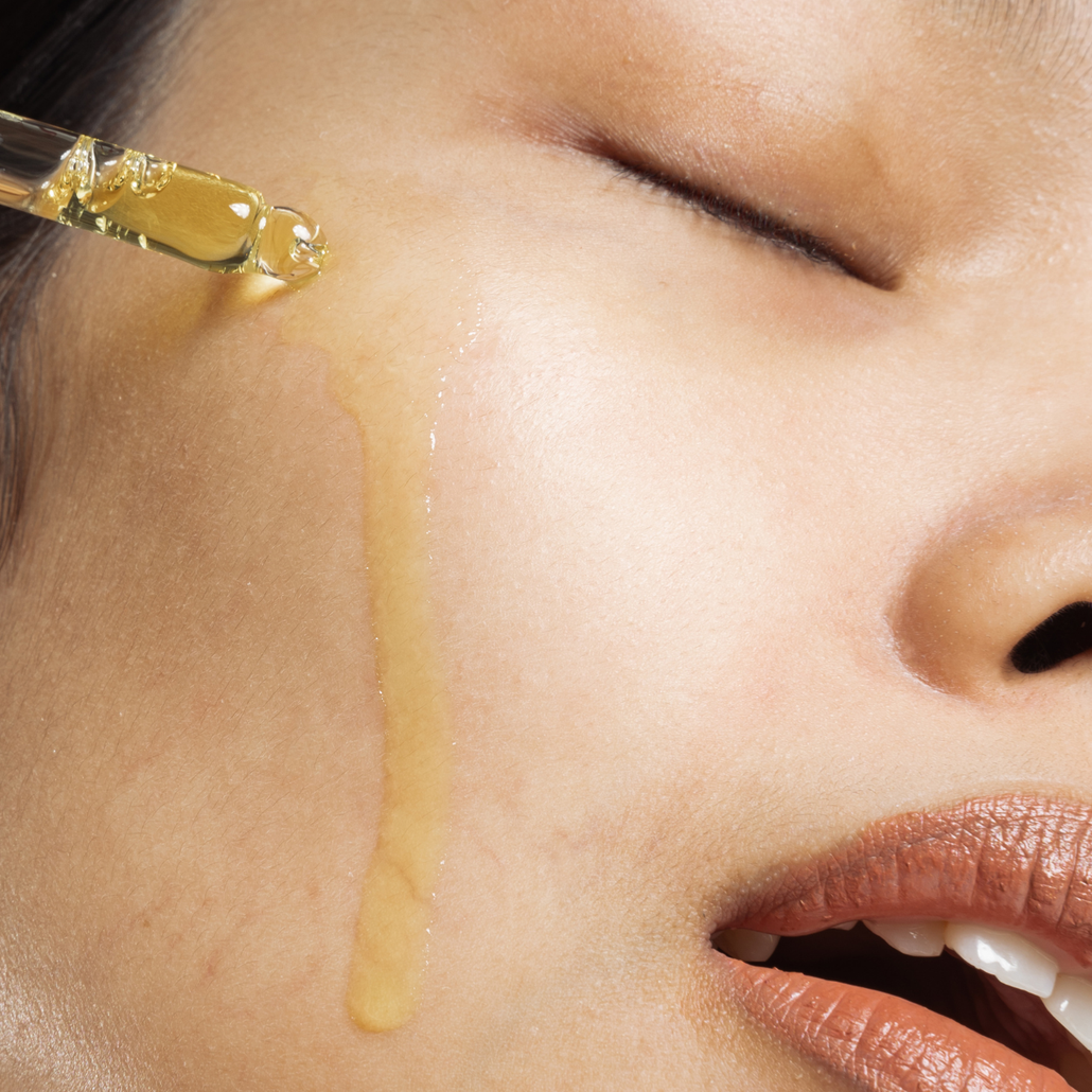 How to Use Face Oil