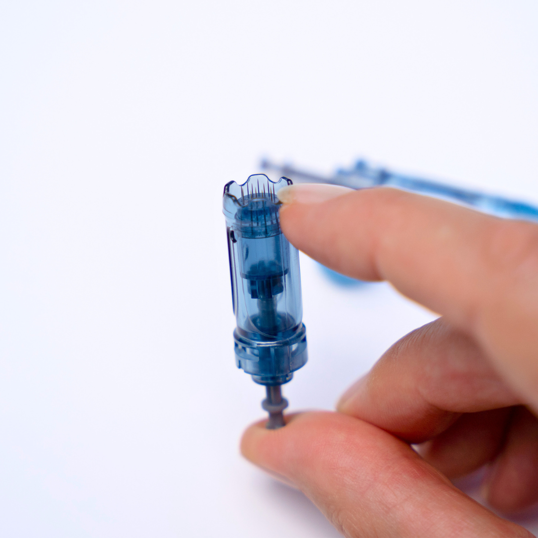 Dr Pen M8S replacement cartridge showing needles