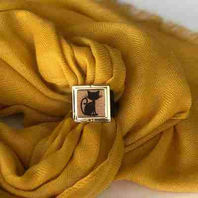 Meow Scarf Lock - Lock and Shine