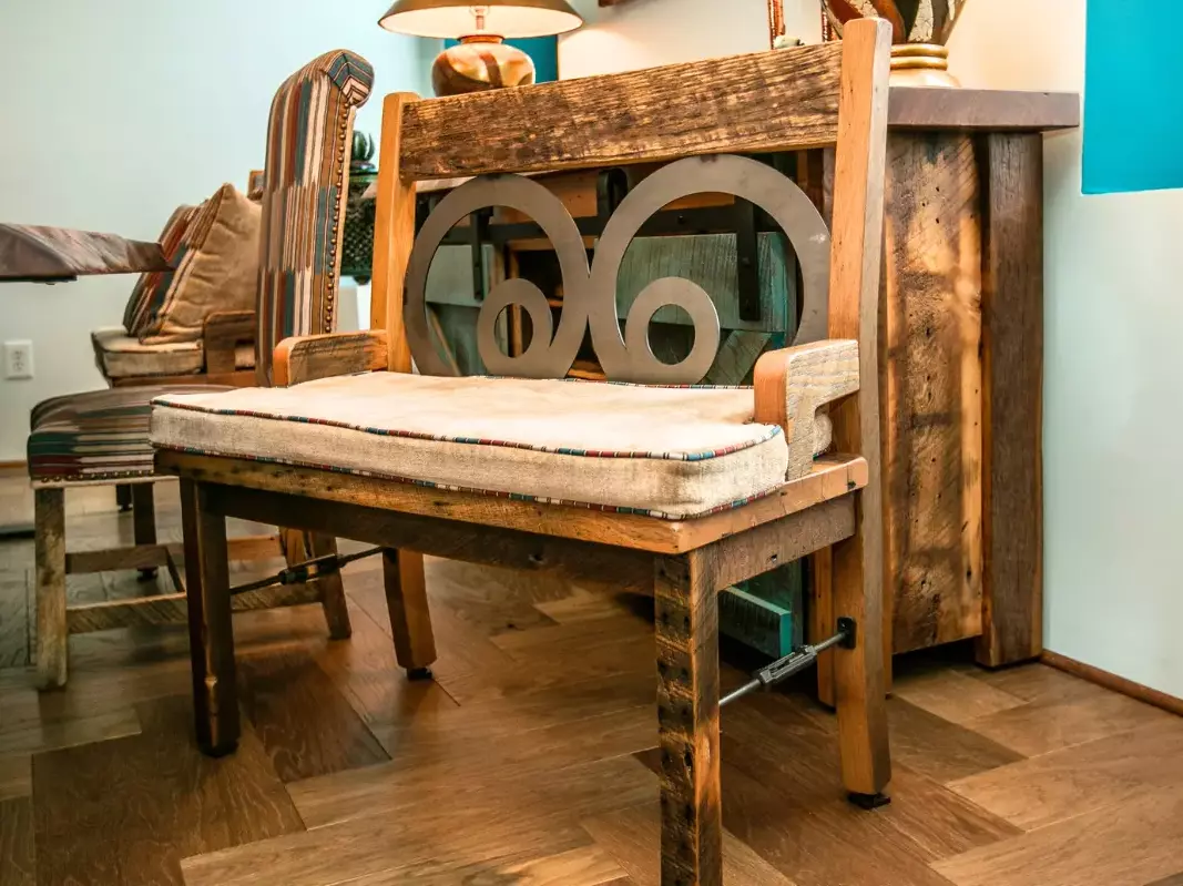 santa fe style barnwood bench