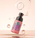 Blavana Ultra Light Oil on a beige background