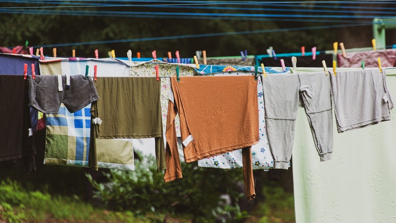 8 Laundry Hacks for Big Families in Australia: Streamline Your Washing Routine