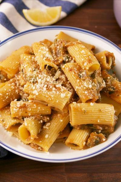 Megan Markle's Zucchini Bolognese