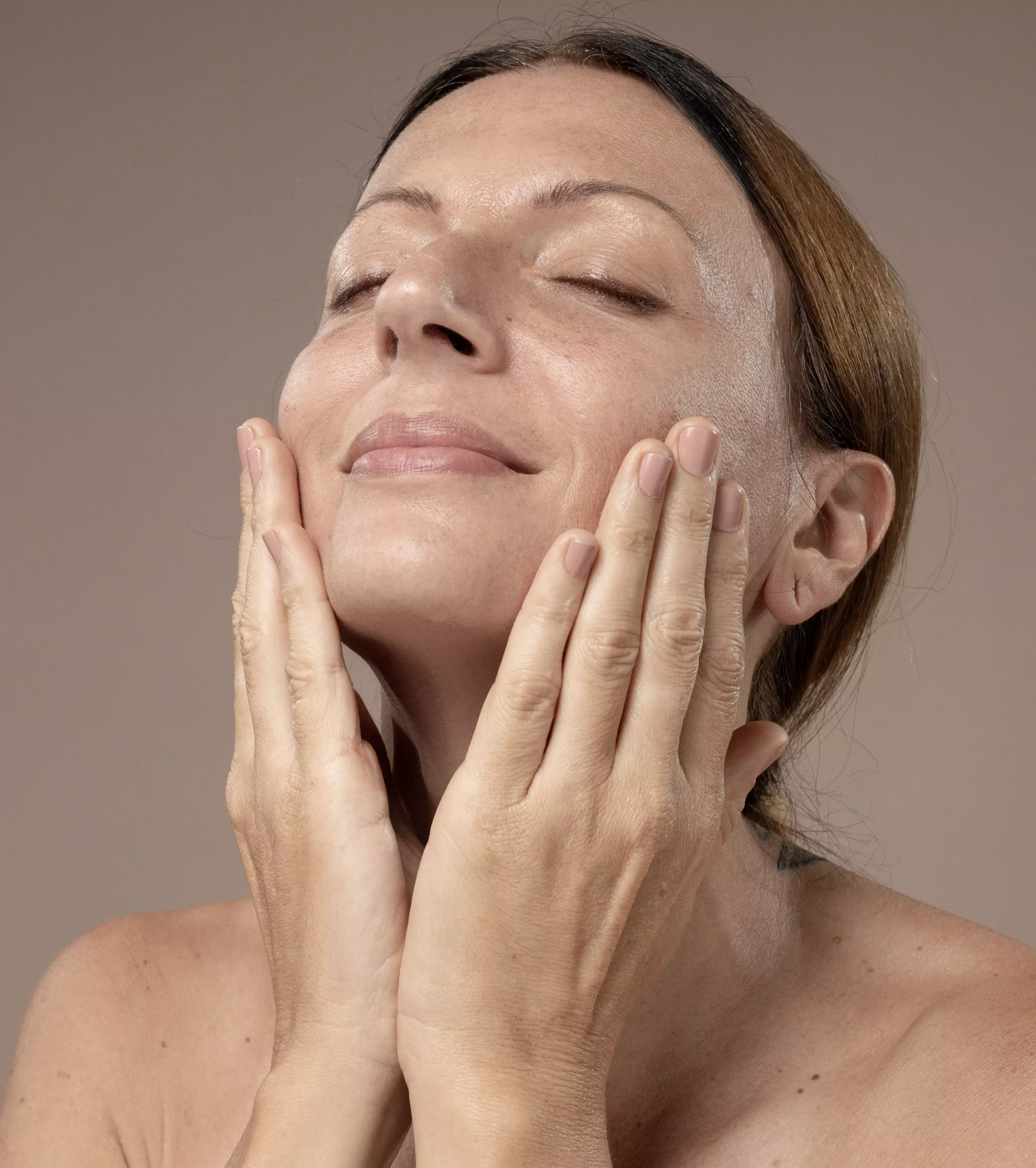 Your Daily Mindfulness Practice Can Be As Simple As This Self-Ritual You Can Do At Home