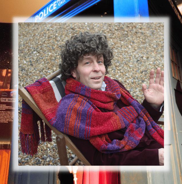 4th doctor who tom baker scarf