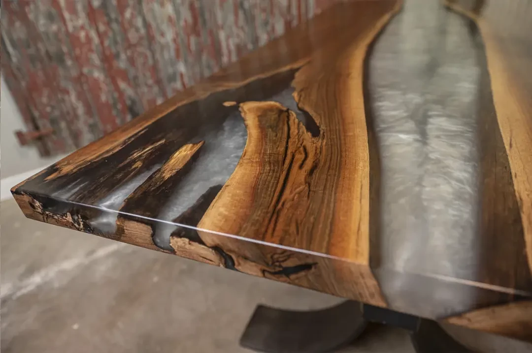 River Dining Table Epoxy Details
