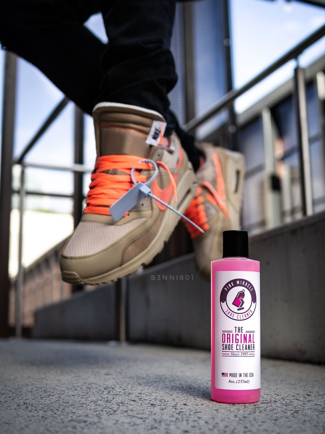  Pink Miracle Quick Clean Shoe Cleaner Wipes (12 Pack) for Fast  Sneaker Cleaning on the Go! : Clothing, Shoes & Jewelry