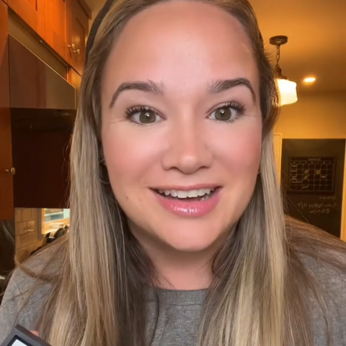 Customer Rechelle L. testimonial portrait