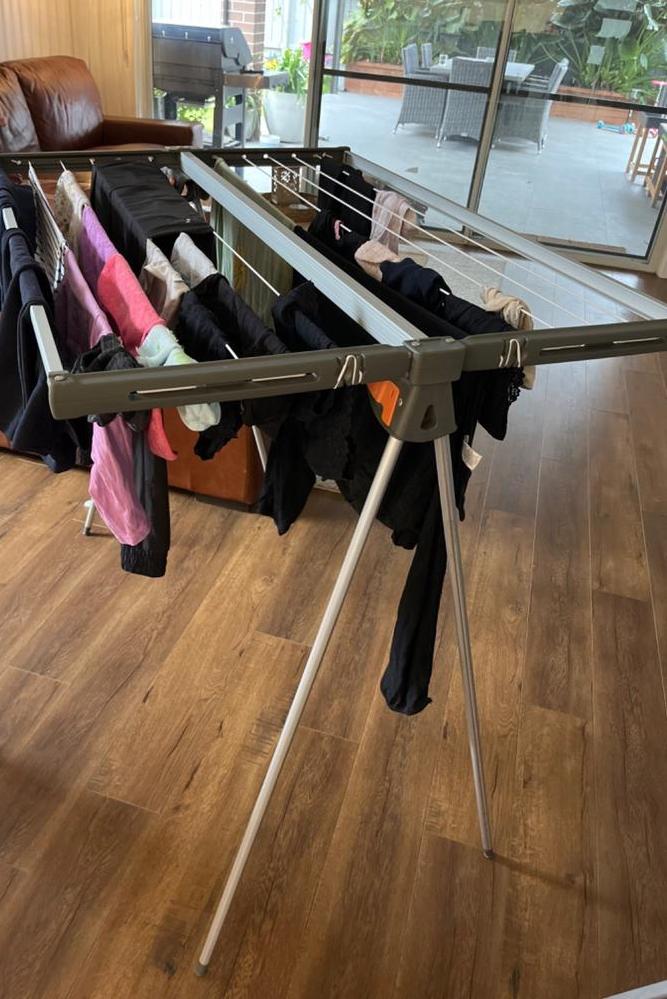 Artweger Twist 140 garage clothesline