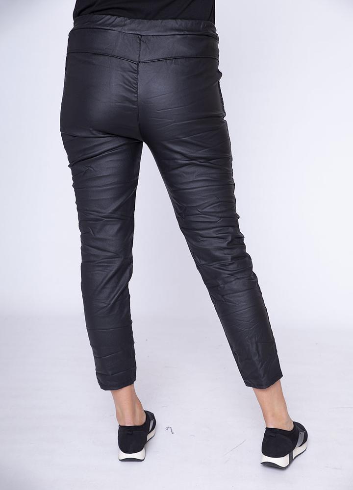Stud Crinkle Faux Leather Jegging in Black