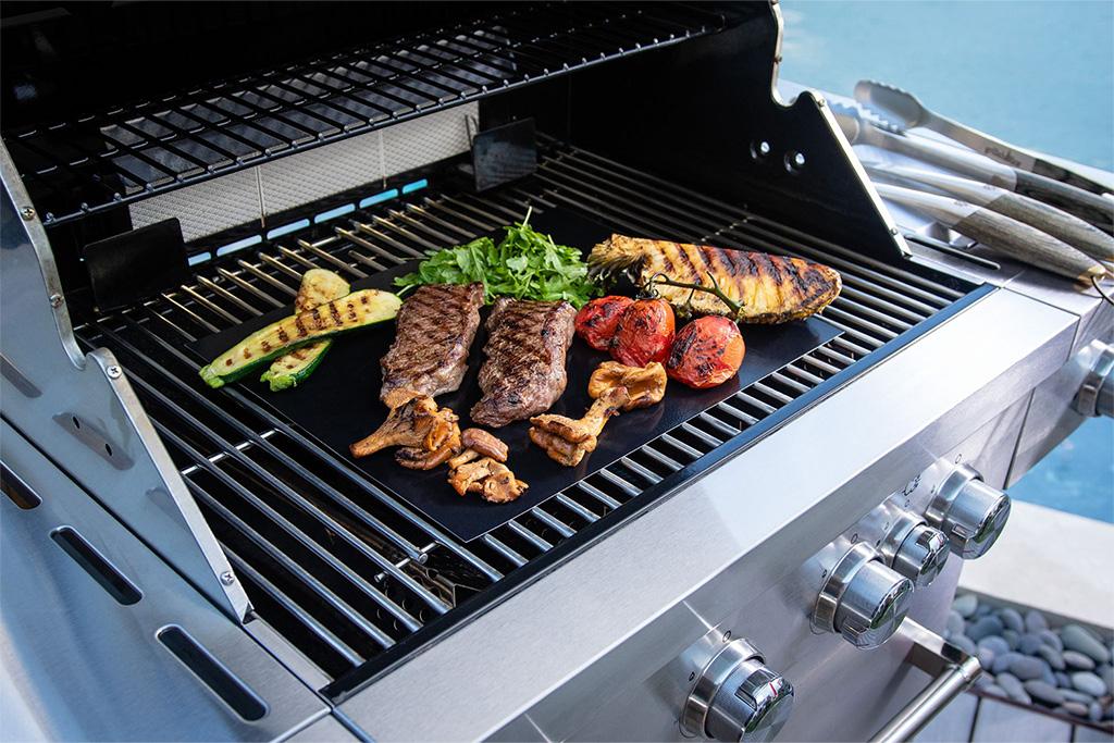 Grillaholics grill outlet mat