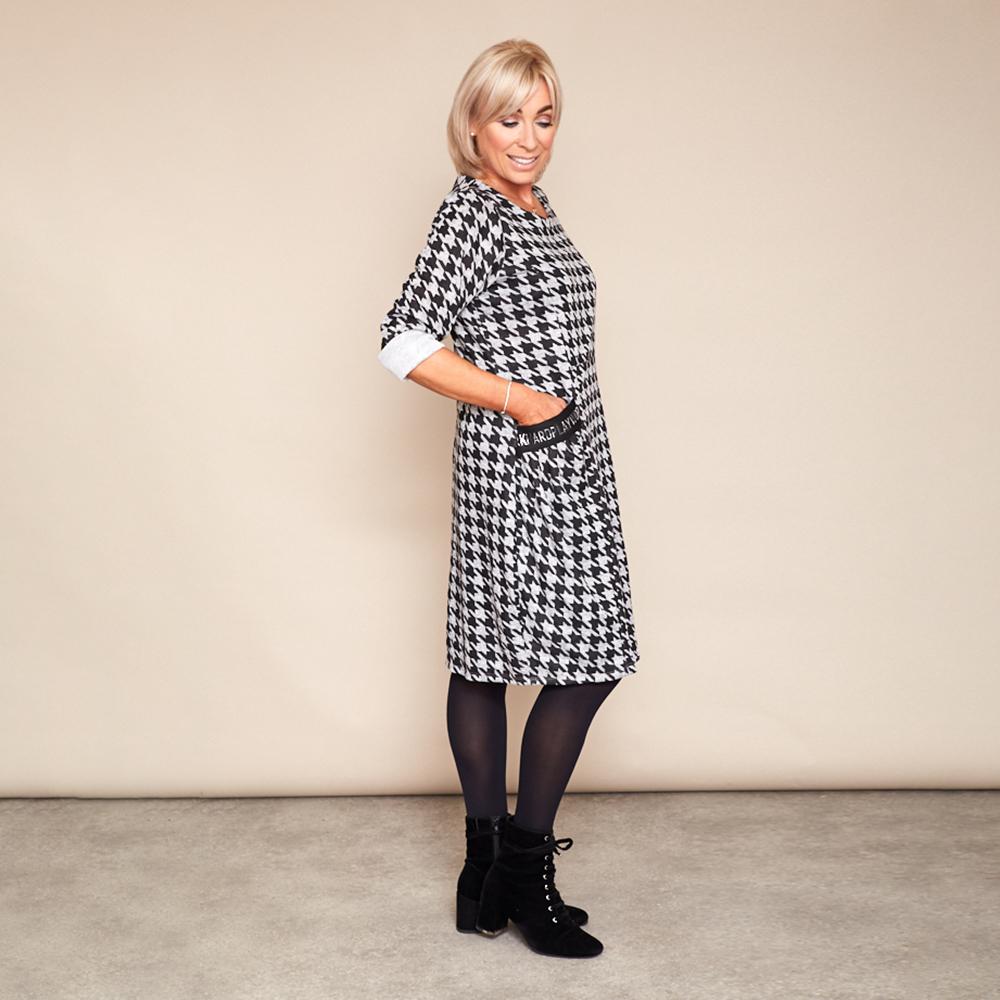 Kate Houndstooth Dress (Black)