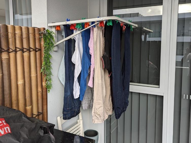 Types of Space-Saving Clotheslines: wall mounted clothesline