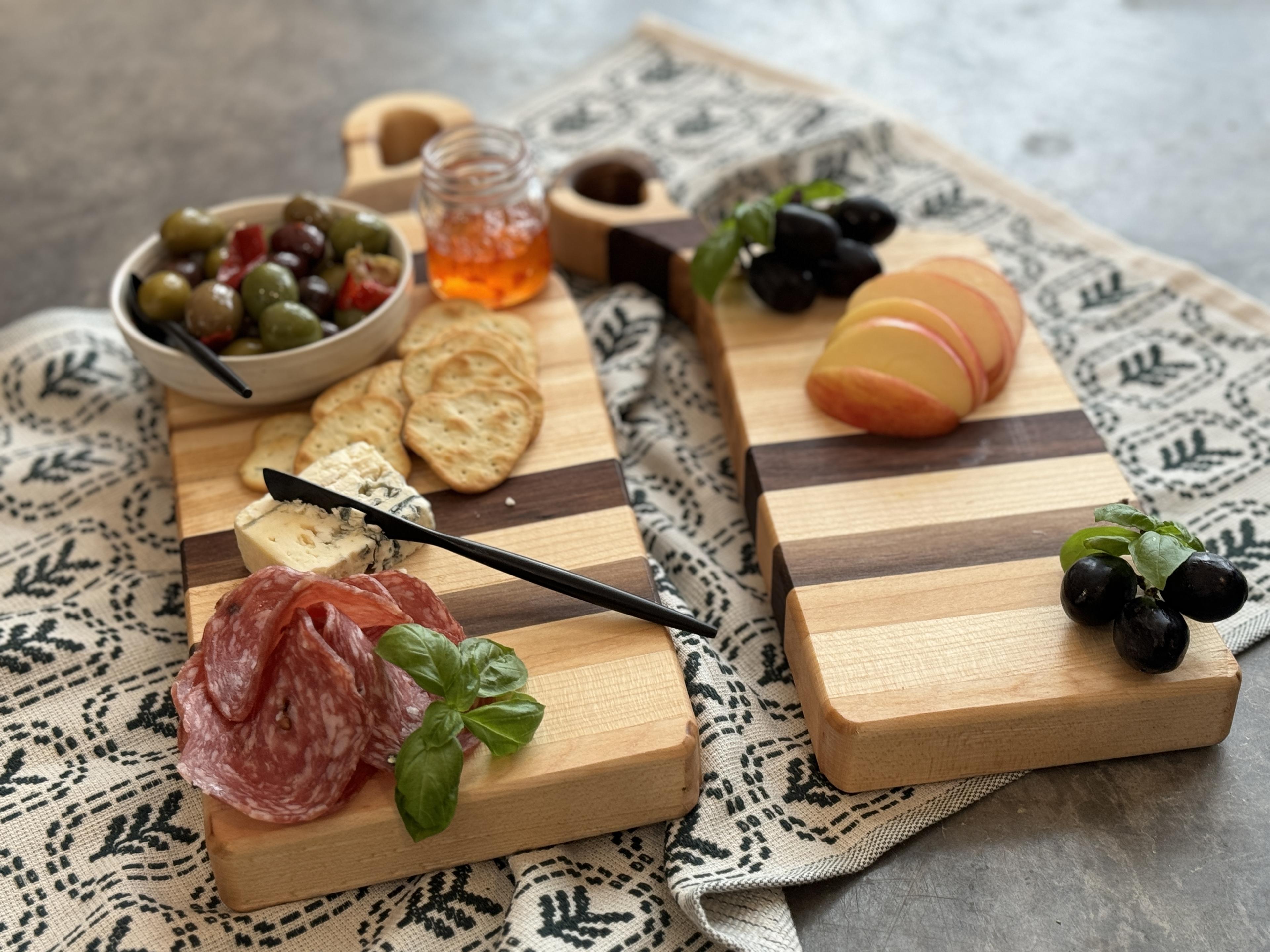 The nestling timbers crafted charcuterie board