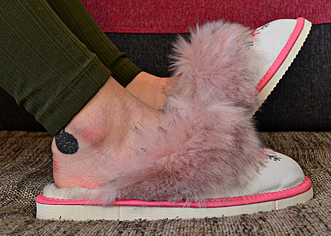 Skylar - Women real leather wool slippers - Reindeer Leather