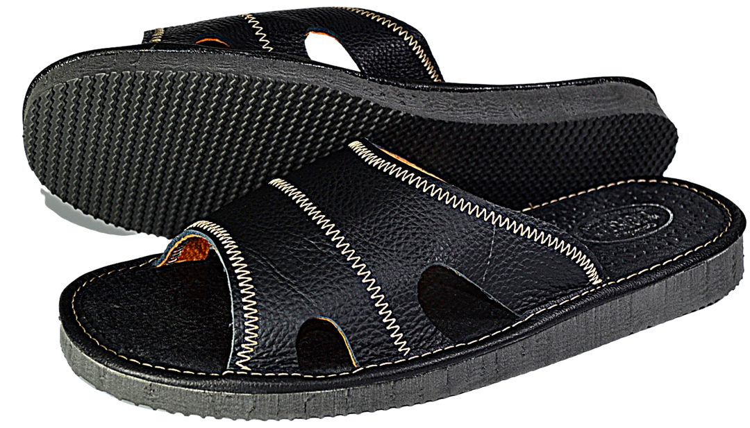 Galen - Mens black leather slippers - Reindeer Leather