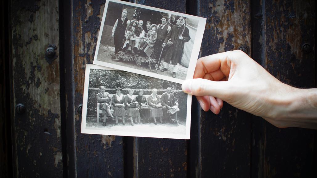 Digitizing Printed Photos