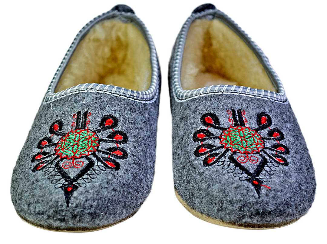 Amelia Cozy Felt Winter Shoes - Reindeer Leather