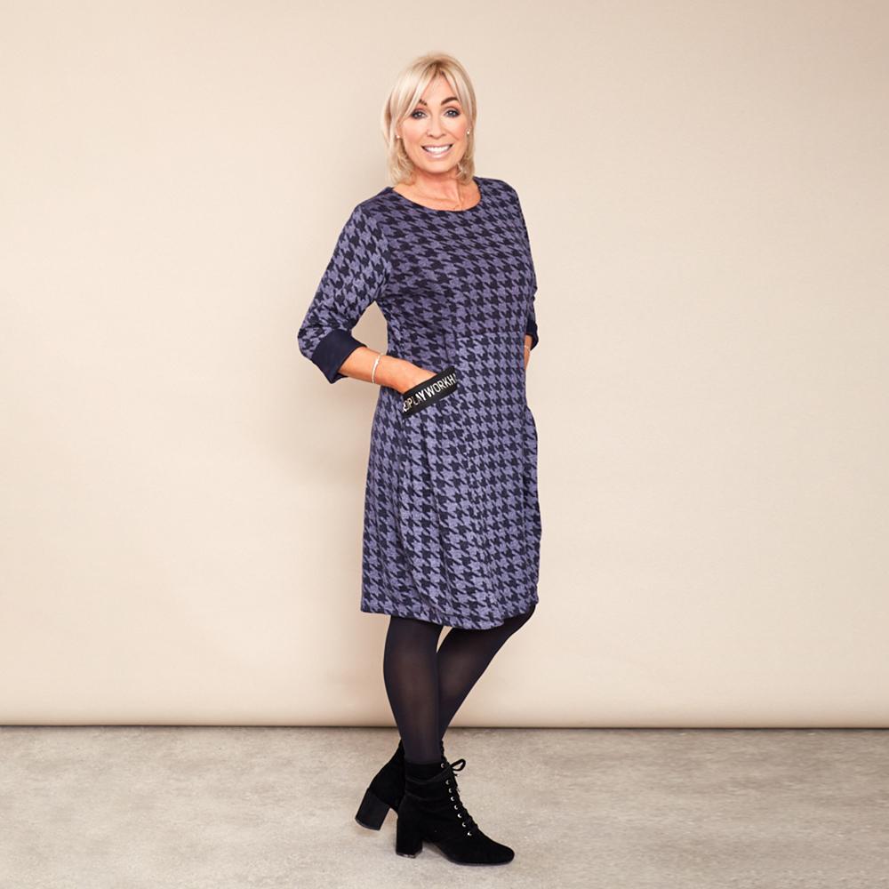 Kate Houndstooth Dress (Navy)