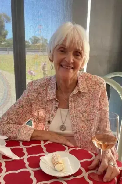 Georgina, 82