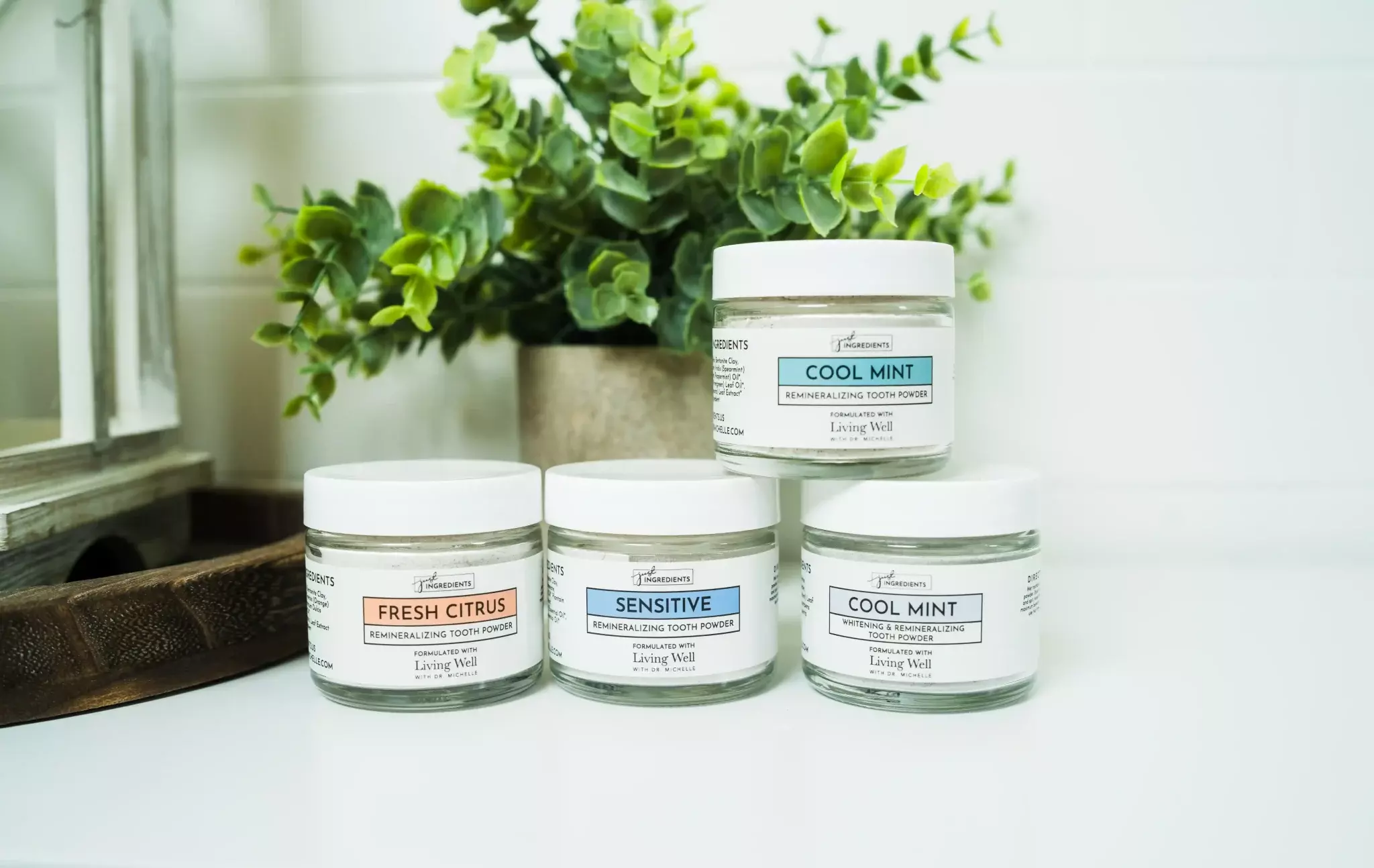Fluoride-free-tooth-powder-2048x1294