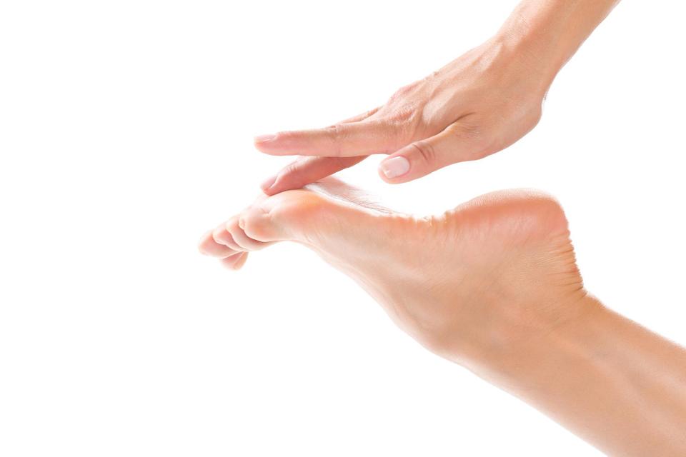 Foot pain — How to use a TENS machine