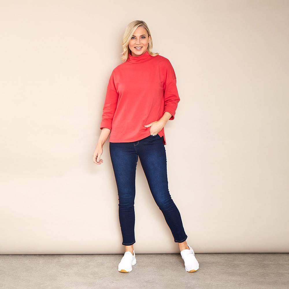 Gina Crew Neck (Hibiscus)