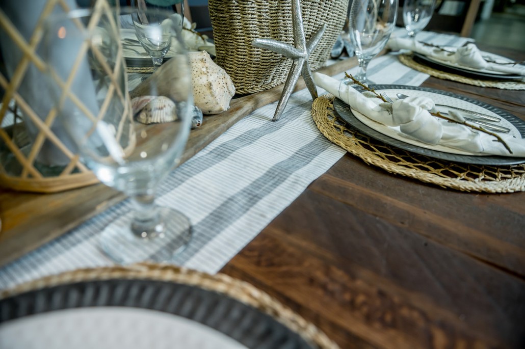 Table Runner and Napkins