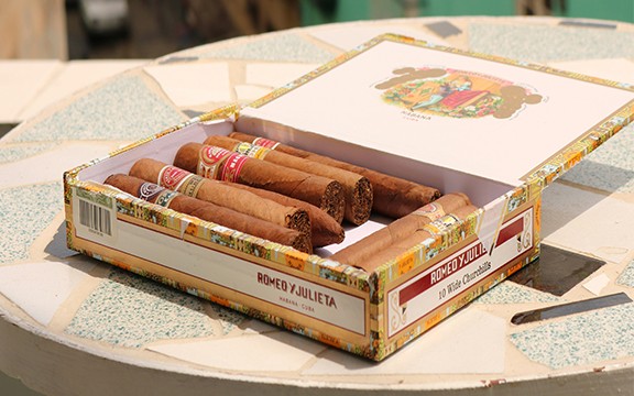Types Of Cigars Based On Their Origin