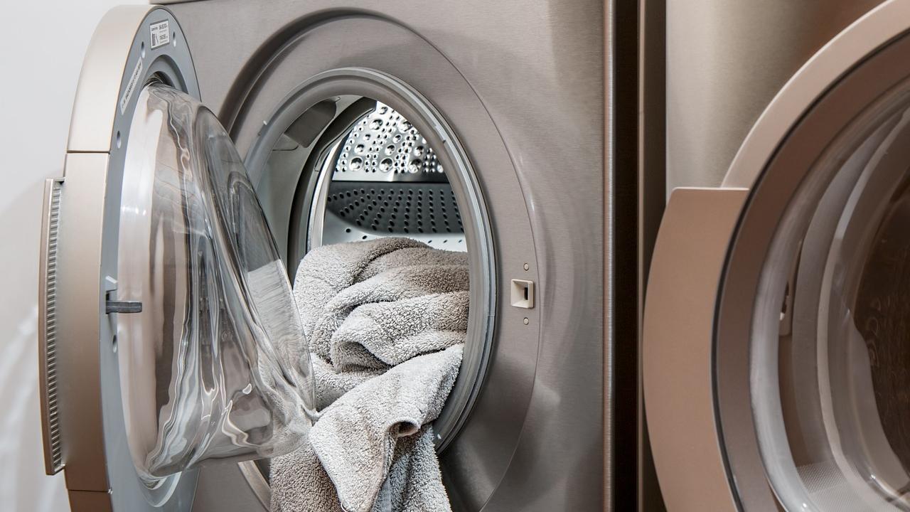 Laundry Hacks for Busy Moms Maximising Washing Machine Efficiency